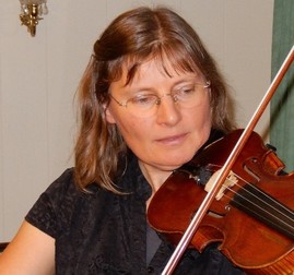 Robyn Hendrick Violin Tutor 2018.jpg